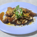 Best 脆皮蒜香鸡(半) Crispy Chicken with Garlic (Half) in Elmhurst, NY